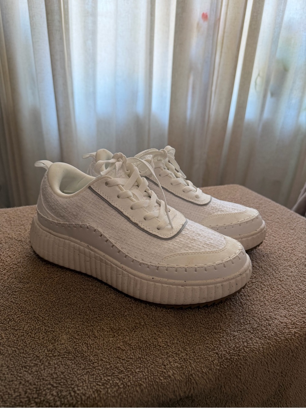 Dream Pairs White Platform Lace-Up Sneakers